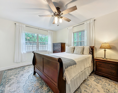 5553 Salerno Road - Photo Thumbnail 9