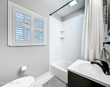 5553 Salerno Road - Photo Thumbnail 13