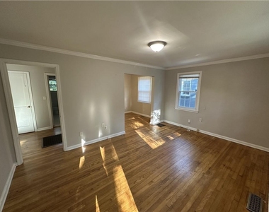 691 Daniel Avenue - Photo Thumbnail 1