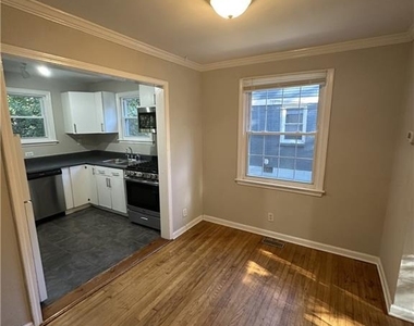 691 Daniel Avenue - Photo Thumbnail 2