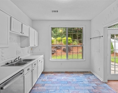 1163 Rhyne Chase Se - Photo Thumbnail 12