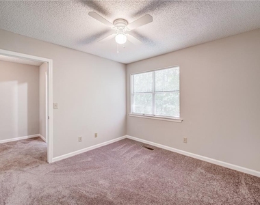 4084 Hidden Hollow Drive - Photo Thumbnail 12