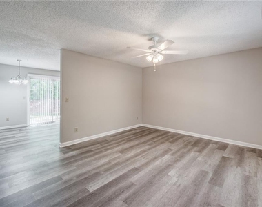 4084 Hidden Hollow Drive - Photo Thumbnail 9