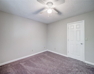 4084 Hidden Hollow Drive - Photo Thumbnail 15
