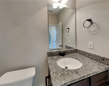 218 Cranbrooke Drive - Photo Thumbnail 16