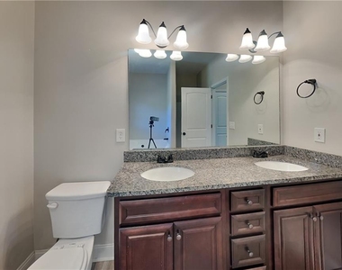 218 Cranbrooke Drive - Photo Thumbnail 10