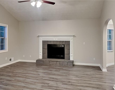 518 Joel Court - Photo Thumbnail 2