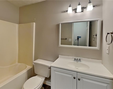 518 Joel Court - Photo Thumbnail 12