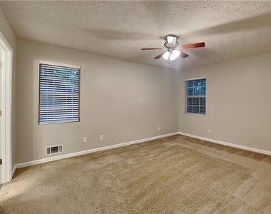 518 Joel Court - Photo Thumbnail 6