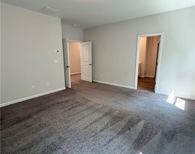 265 Birchwood Row - Photo Thumbnail 24