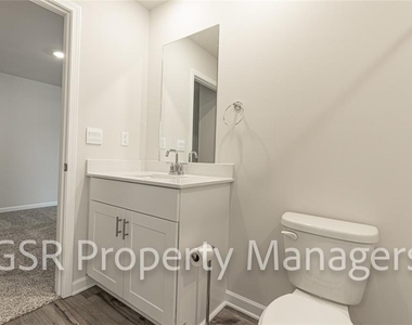 377 Timberland Avenue - Photo Thumbnail 19