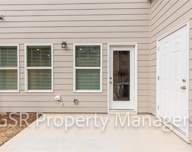 377 Timberland Avenue - Photo Thumbnail 29