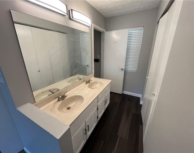 832 Brandlwood Way Nw - Photo Thumbnail 27