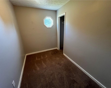 832 Brandlwood Way Nw - Photo Thumbnail 29
