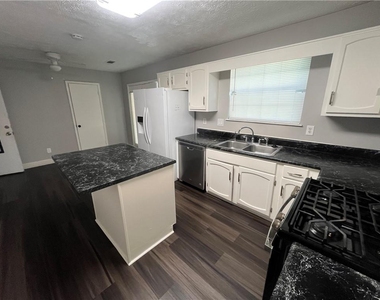 832 Brandlwood Way Nw - Photo Thumbnail 17