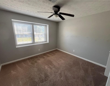 832 Brandlwood Way Nw - Photo Thumbnail 24