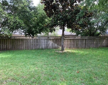 828 Wards Creek Lane - Photo Thumbnail 20