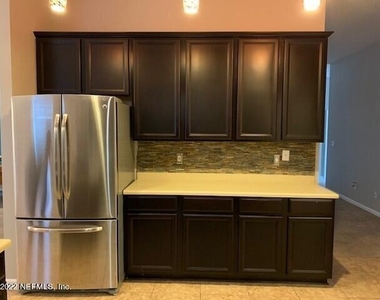 828 Wards Creek Lane - Photo Thumbnail 5