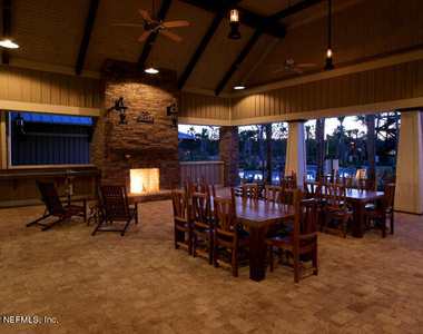 828 Wards Creek Lane - Photo Thumbnail 23