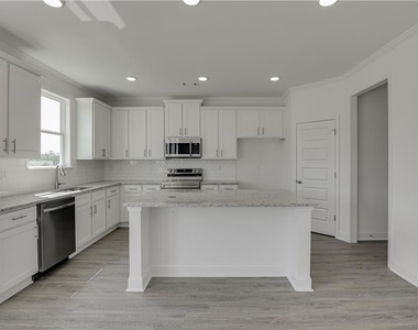 7240 Millbrae Walk - Photo Thumbnail 14
