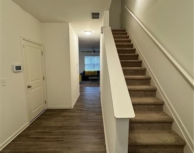 3366 Tarian Way - Photo Thumbnail 1