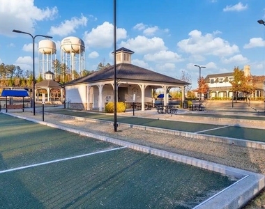 5745 Grapewood Street - Photo Thumbnail 23