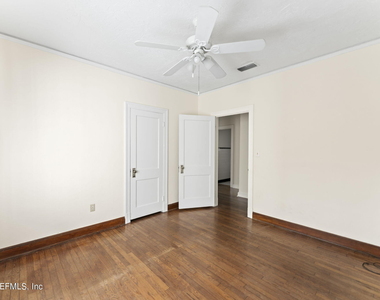 1916 San Marco Place - Photo Thumbnail 14