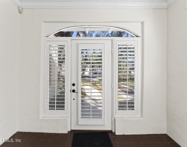 1916 San Marco Place - Photo Thumbnail 3