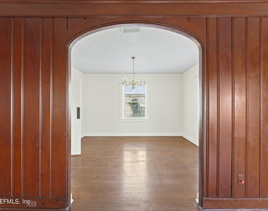 1916 San Marco Place - Photo Thumbnail 8
