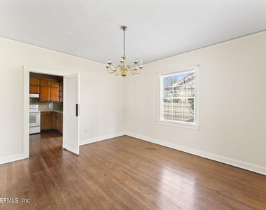 1916 San Marco Place - Photo Thumbnail 9