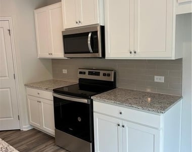 171 Springwood Lane - Photo Thumbnail 5