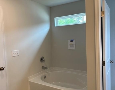 171 Springwood Lane - Photo Thumbnail 38