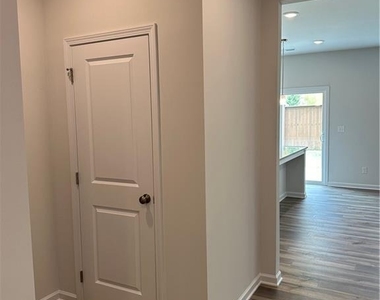 171 Springwood Lane - Photo Thumbnail 24