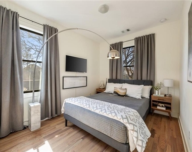 593 Formwalt Street Sw - Photo Thumbnail 20