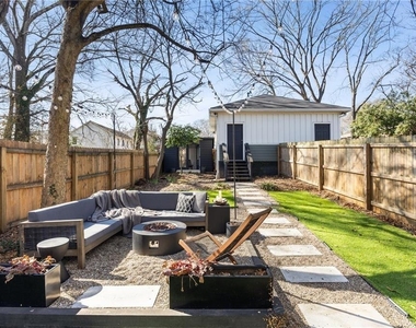593 Formwalt Street Sw - Photo Thumbnail 22