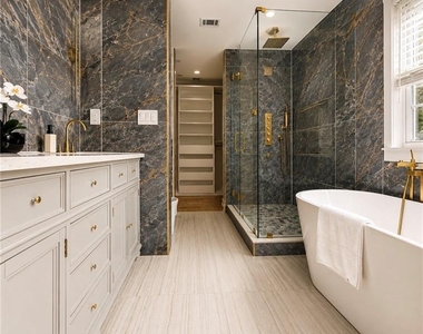 1586 Riesling Drive - Photo Thumbnail 8