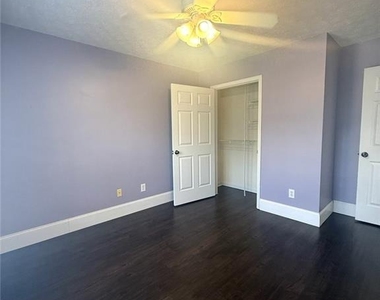 5059 Weatherstone Drive - Photo Thumbnail 20