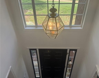 5059 Weatherstone Drive - Photo Thumbnail 3