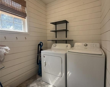 5059 Weatherstone Drive - Photo Thumbnail 14