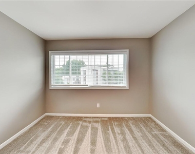1445 Monroe Drive - Photo Thumbnail 9