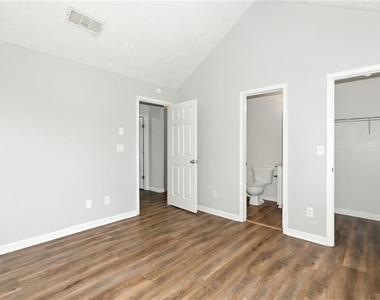 147 Woodwind Way - Photo Thumbnail 9