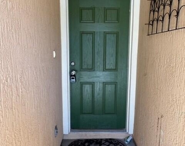 950 Wynfield Circle - Photo Thumbnail 2