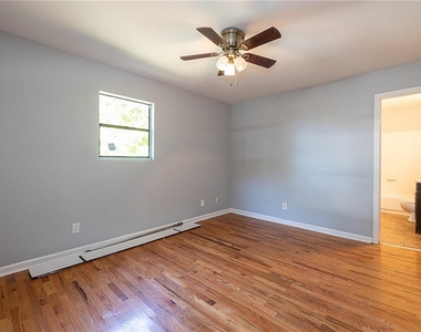 568 Stokeswood Avenue Se - Photo Thumbnail 7