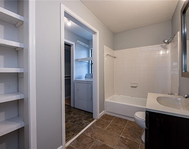 568 Stokeswood Avenue Se - Photo Thumbnail 6