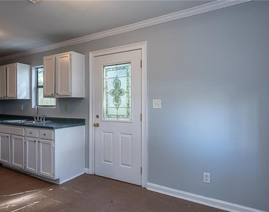 568 Stokeswood Avenue Se - Photo Thumbnail 16