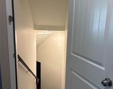 4470 Skylark Lane - Photo Thumbnail 18