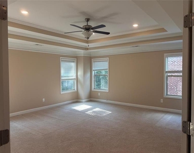 4470 Skylark Lane - Photo Thumbnail 40