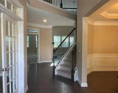 4470 Skylark Lane - Photo Thumbnail 12