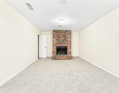 2576 Glenrock Drive - Photo Thumbnail 3