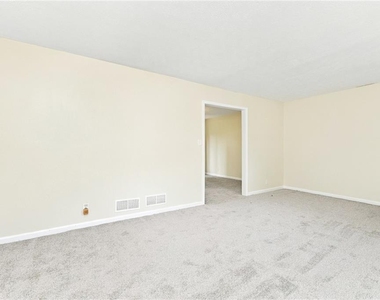 2576 Glenrock Drive - Photo Thumbnail 7